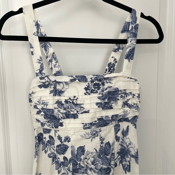 Abercrombie & Fitch Emerson Fit & Flare Midi Dress.   11 - Picture 5 of 11